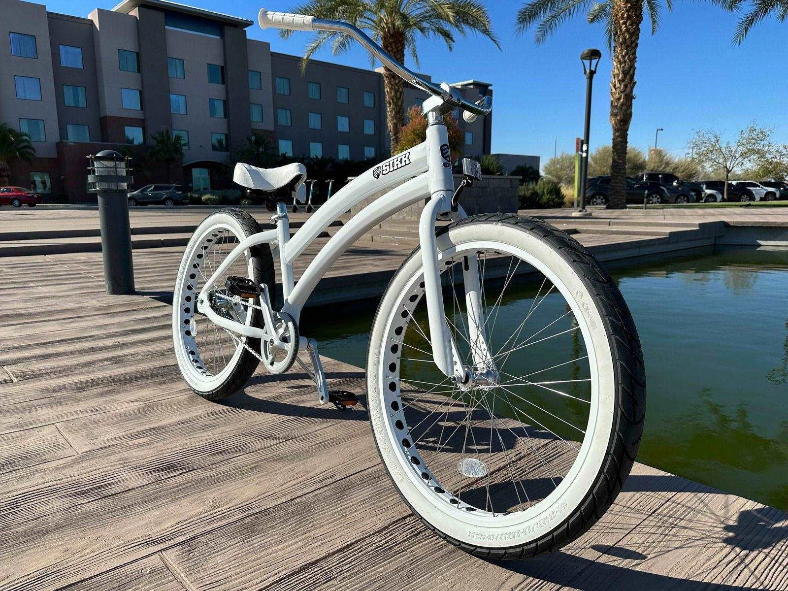 "Sikk White Single Speed : Vél Urbain Aluminium Léger, Style & Performance."